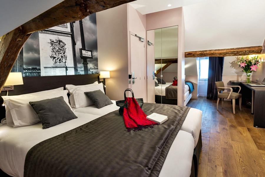 Midnight Hotel Parijs